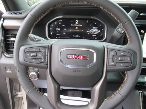 New 2026 GMC Sierra 2500 AT4 w/ AT4 Premium Plus Package AWD/4WD image 28