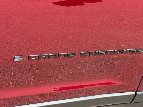 New 2026 Jeep Grand Cherokee Altitude AWD/4WD image 8