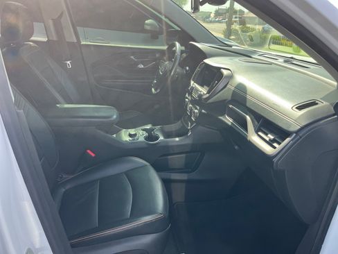 Used 2022 GMC Terrain AT4 w/ Infotainment Package II AWD/4WD image 7