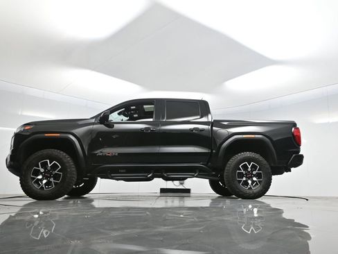 Used 2024 GMC Canyon AT4X image 64