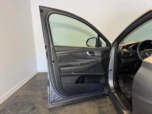 Used 2019 Hyundai Santa Fe Limited AWD/4WD image 7