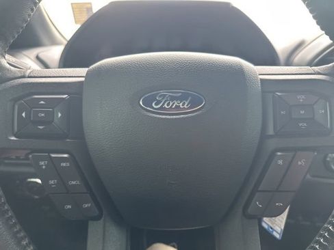 Used 2018 Ford F150 XLT w/ Equipment Group 302A Luxury AWD/4WD image 19