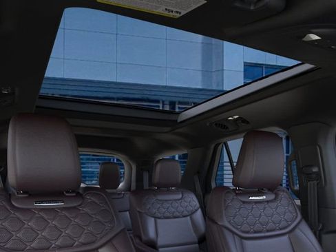 New 2026 Ford Explorer Platinum image 22