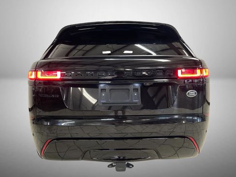 Used 2022 Land Rover Range Rover Velar R-Dynamic S image 5
