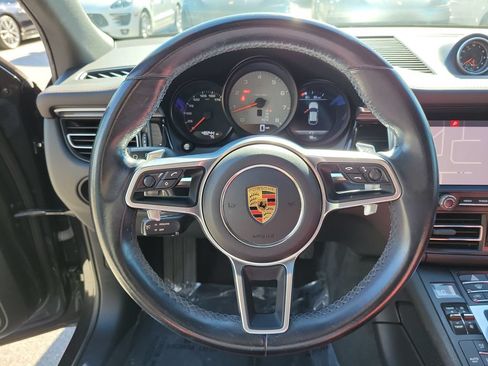 Certified 2021 Porsche Macan S AWD/4WD image 36
