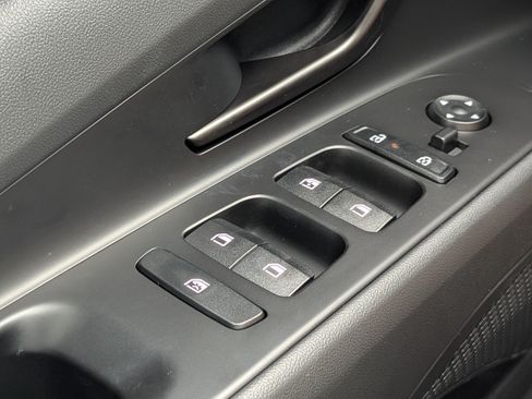 New 2026 Hyundai Elantra SEL Sport FWD image 27