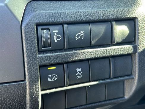 Certified 2025 Toyota Tacoma SR5 image 26