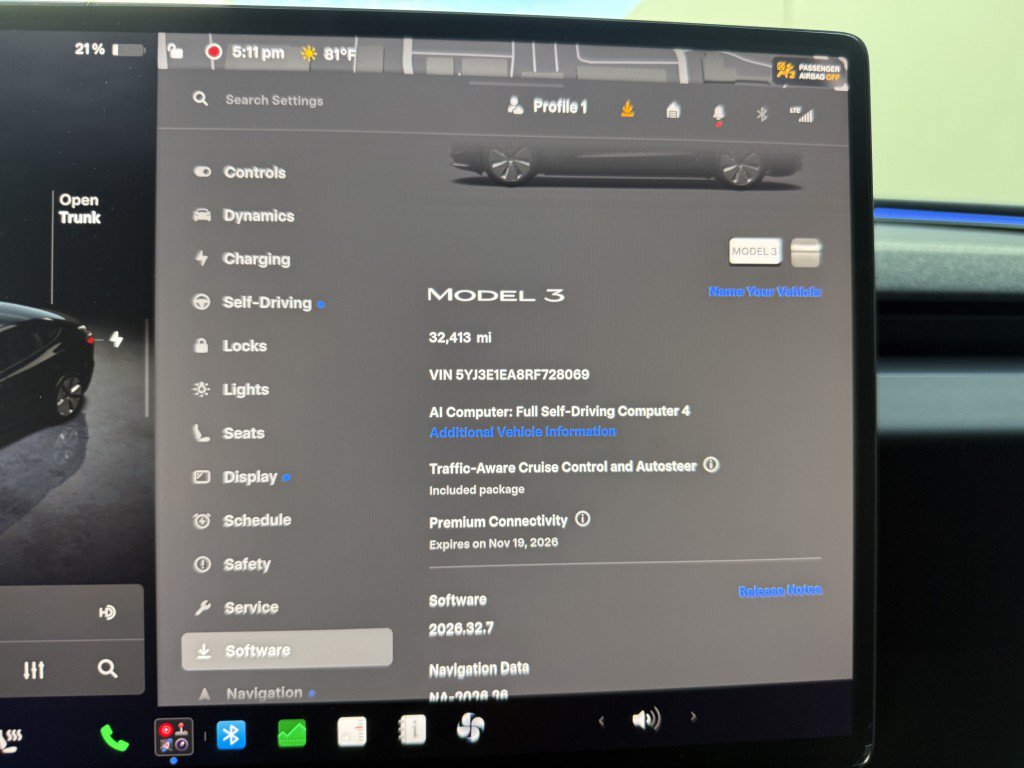 Used 2024 Tesla Model 3 Standard Range RWD image 18