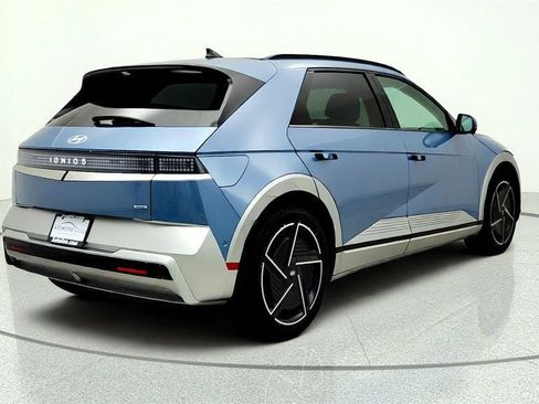 Used 2025 Hyundai Ioniq 5 Limited AWD/4WD image 5
