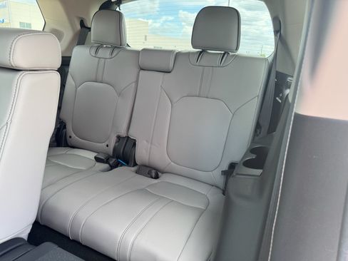 Certified 2025 Honda Pilot Elite image 33