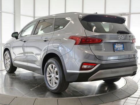 Used 2019 Hyundai Santa Fe SE image 6