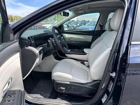 New 2025 Hyundai Tucson SEL image 9