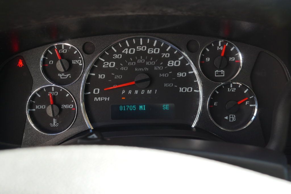 Used 2023 Chevrolet Express 3500 LS RWD image 9