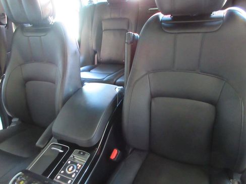 Used 2019 Land Rover Range Rover Supercharged AWD/4WD image 16