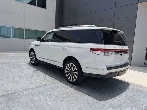 Certified 2024 Lincoln Navigator Reserve AWD/4WD image 7