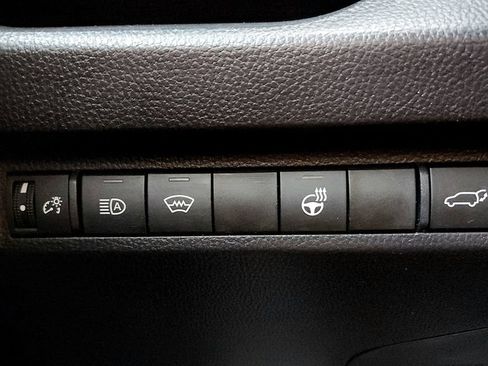 Used 2023 Toyota RAV4 XLE w/ Convenience Package AWD/4WD image 32