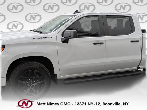 Used 2024 Chevrolet Silverado 1500 Custom AWD/4WD image 2