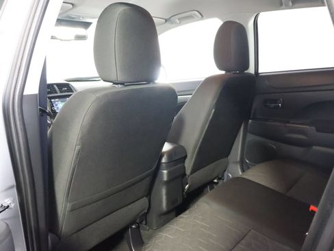 Used 2025 Mitsubishi Outlander Sport ES AWD/4WD image 38