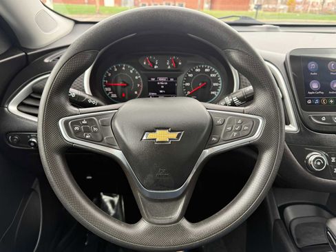 Used 2022 Chevrolet Malibu LS image 16
