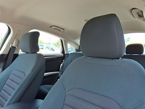 Used 2017 Ford Fusion S w/ Equipment Group 101A FWD image 14
