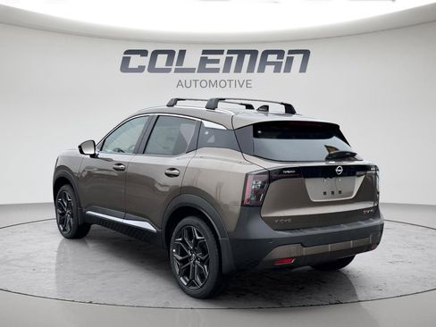 New 2026 Nissan Kicks SR w/ Cold Weather Package image 3