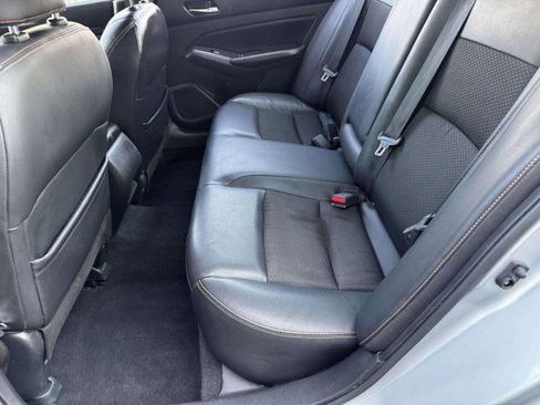 Used 2021 Nissan Altima 2.5 SR image 34