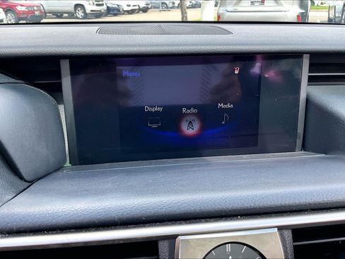 Used 2020 Lexus IS 350 F Sport w/ F Sport Package RWD image 32