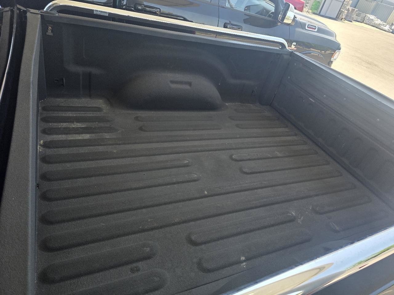 Used 2015 RAM 1500 ST w/ SXT Appearance Group AWD/4WD image 20