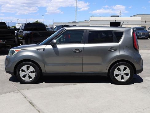 Used 2016 Kia Soul FWD image 3