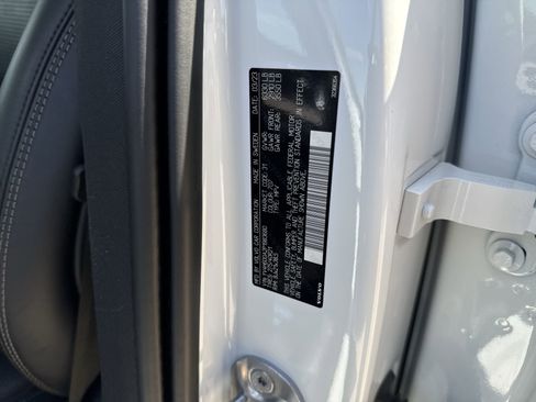 Used 2023 Volvo XC90 T8 Ultimate image 34