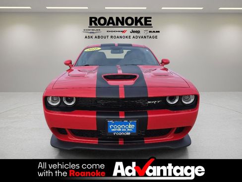 Used 2016 Dodge Challenger SRT Hellcat image 12