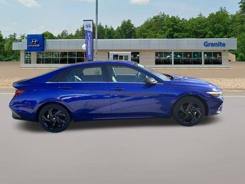 New 2026 Hyundai Elantra SEL Sport Premium FWD image 4