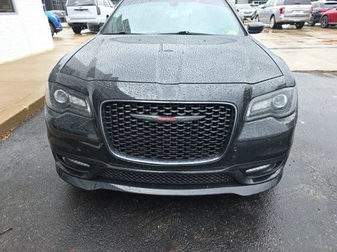 Used 2021 Chrysler 300 S w/ S Model Appearance Package RWD image 2