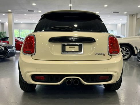 Used 2017 MINI Cooper S FWD image 6