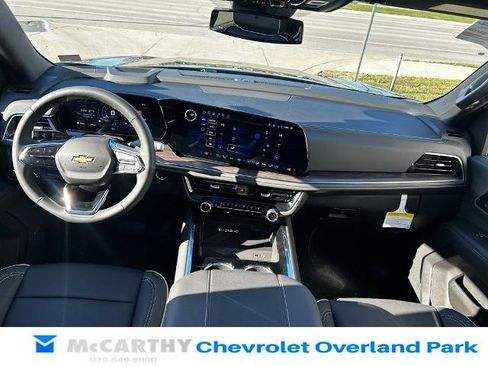 New 2026 Chevrolet Suburban Premier w/ Sun And Tow Package image 22