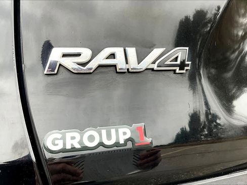 Used 2019 Toyota RAV4 Limited w/ Limited Grade Weather Package image 33
