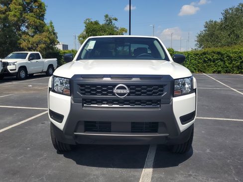New 2025 Nissan Frontier S image 2