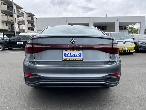 New 2026 Volkswagen Jetta SE FWD image 7