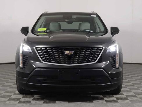 Used 2022 Cadillac XT4 Luxury AWD/4WD image 2