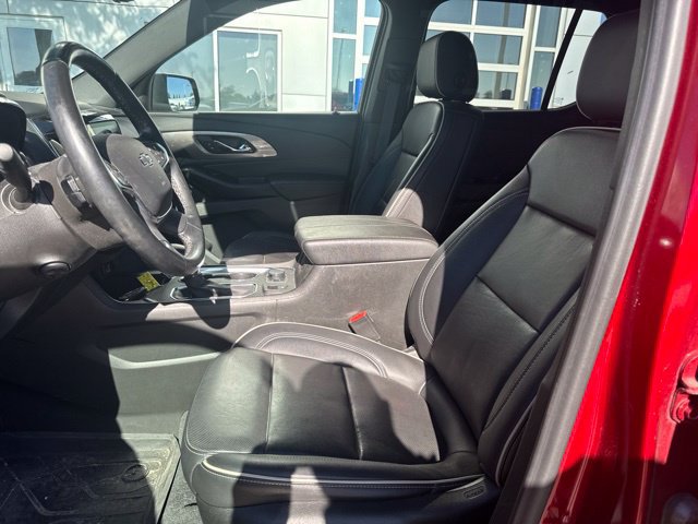Used 2023 Chevrolet Traverse Premier w/ Redline Edition AWD/4WD image 8
