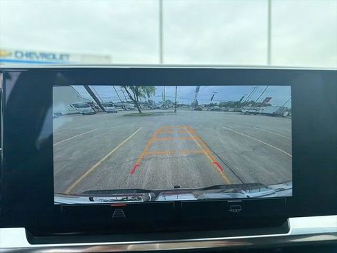 Used 2025 GMC Sierra 1500 SLT image 23