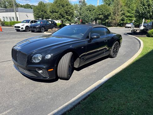 Used 2022 Bentley Continental GT AWD/4WD image 71