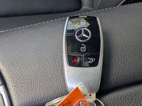 Used 2020 Mercedes-Benz E 350 Sedan image 58