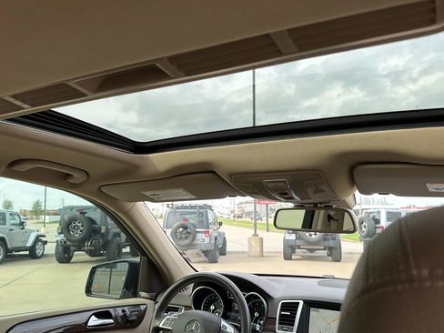 Used 2015 Mercedes-Benz ML 350 4MATIC image 84