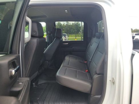 Used 2024 GMC Sierra 2500 Pro w/ Convenience Package image 24