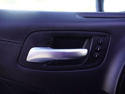 Used 2019 Dodge Charger R/T w/ Plus Group image 11