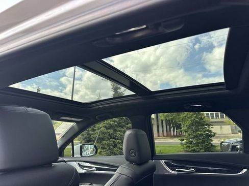 Used 2023 Cadillac XT5 Premium Luxury AWD/4WD image 12