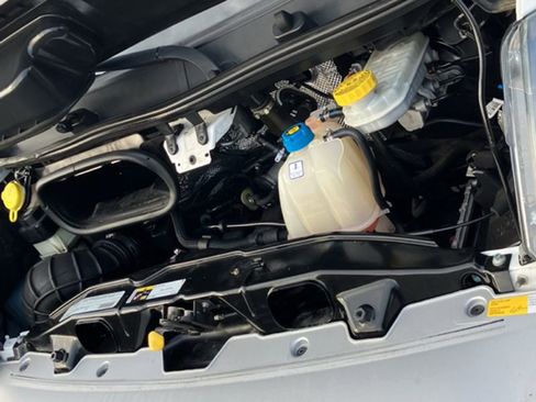 Used 2020 RAM ProMaster 2500 w/ Interior Convenience Group image 35