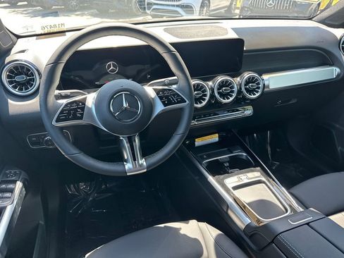 New 2026 Mercedes-Benz GLB 250 4MATIC image 25
