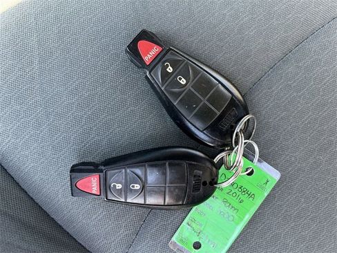 Used 2016 RAM 1500 Express image 25